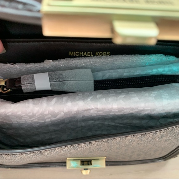 Michael Kors - Picture 8 of 12